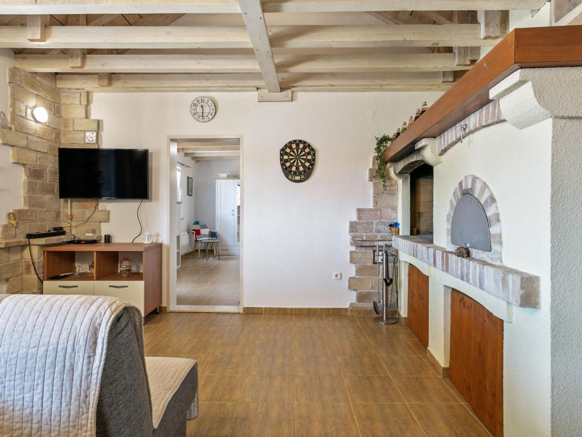 Chic Holiday Home In Marina With Private Swimming Pool Εξωτερικό φωτογραφία