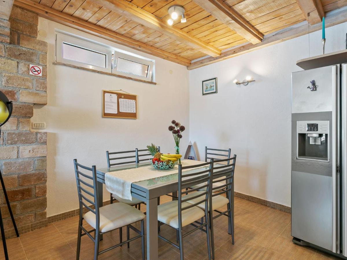 Chic Holiday Home In Marina With Private Swimming Pool Εξωτερικό φωτογραφία