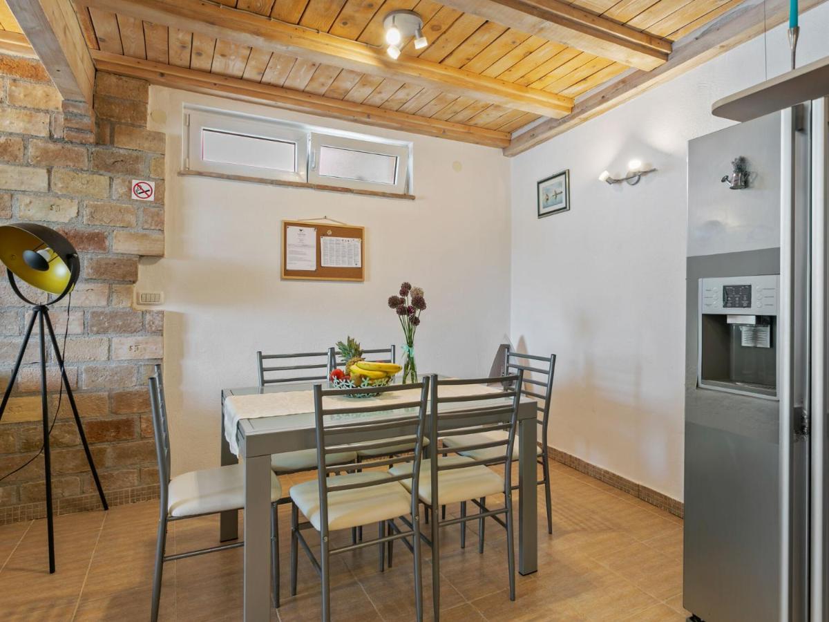 Chic Holiday Home In Marina With Private Swimming Pool Εξωτερικό φωτογραφία