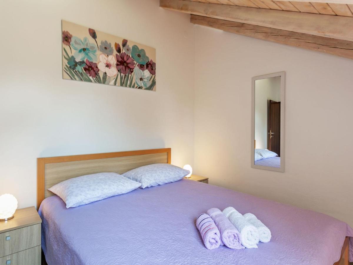 Chic Holiday Home In Marina With Private Swimming Pool Εξωτερικό φωτογραφία