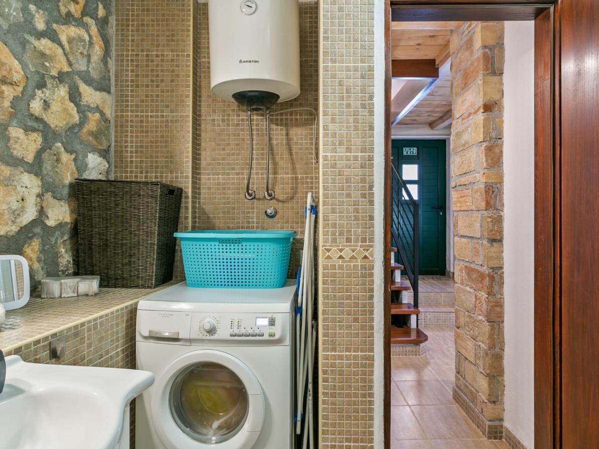 Chic Holiday Home In Marina With Private Swimming Pool Εξωτερικό φωτογραφία